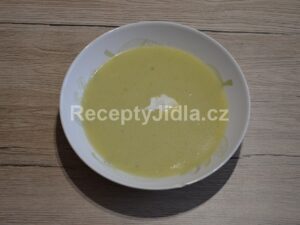 Jednoduchá rychlá pórková polévka krémová